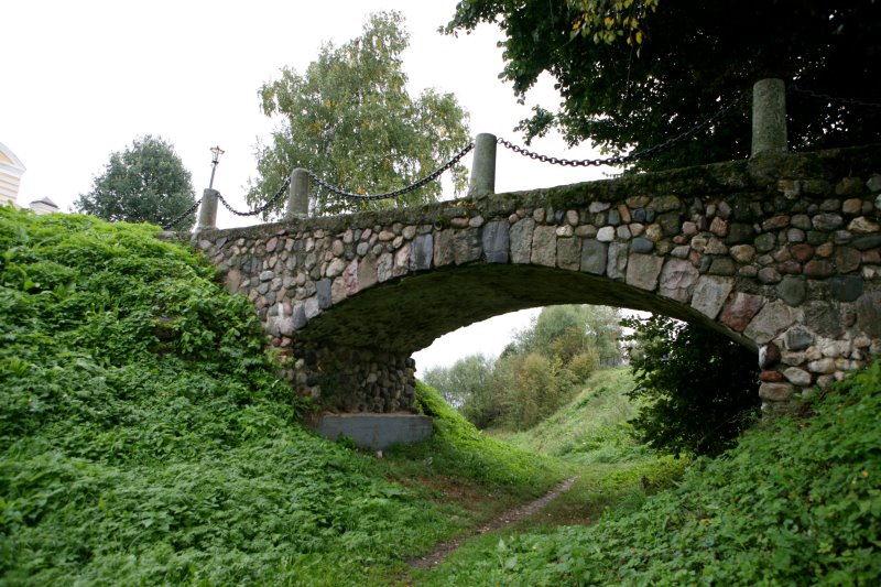 Каменный мост где